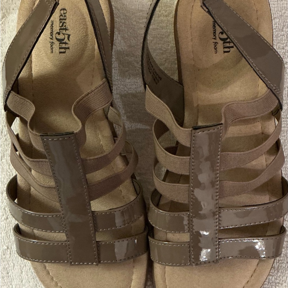 East 5th Women's Tan Strappy Sandals